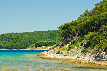Fototapeta na wymiar Adriatische Meer und Berge in Kroatien
