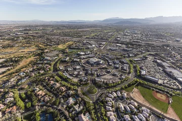 Gordijnen Luchtfoto van de wijk Summerlin in Las Vegas, Nevada. © trekandphoto