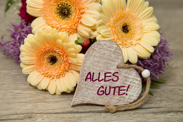 Blumen und Herz: Alles Gute!