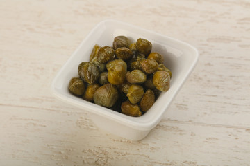 Pickled capers