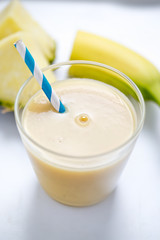 Pina colada smoothie