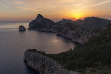 Fototapeta na wymiar Das Cap Formentor im Nordosten von Mallorca