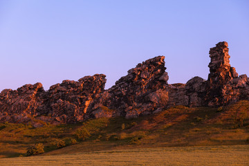 Teufelsmauer Harz im Abendlicht