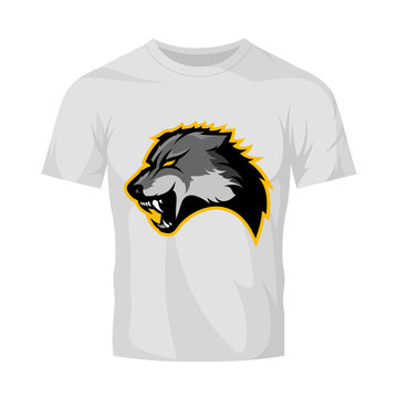 Furious wolf sport vector logo concept isolated on white t-shirt mockup. Modern predator professional team badge design.
Premium quality wild animal t-shirt tee print illustration.