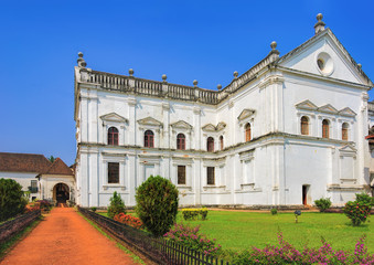 Catedral de Santa Catarina, known as SE Cathedral in Old Goa, India. The road to the courtyard of...