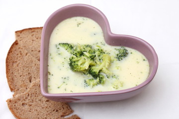 Brokkolisuppe