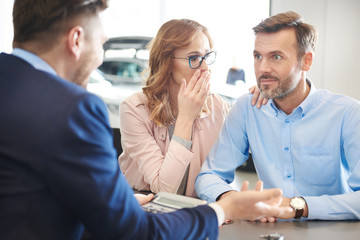 Car dealer surprising customers with price