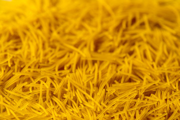 A handful of short and thin noodles