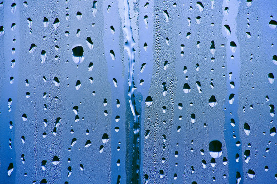 Mist and water drops on the glass