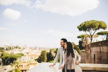Fototapeta na wymiar Loving couple in Rome , Italy
