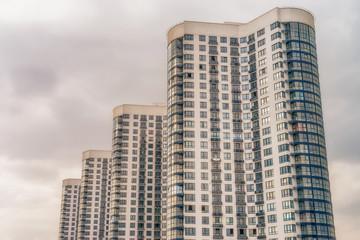 Obraz premium Building facade in sunset light