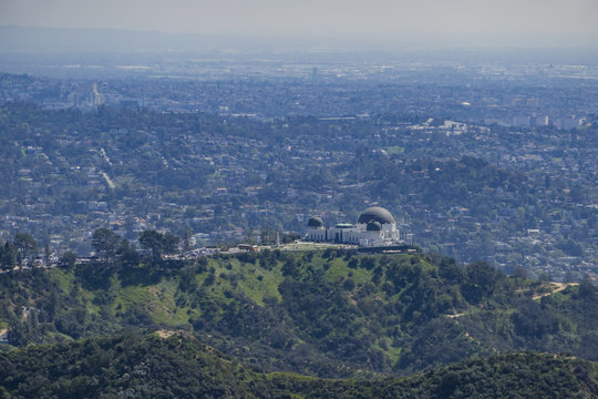 Viewing the griffith observatory from top
