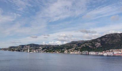 Fototapeta na wymiar ville portuaire de Bergen en Norvège