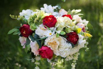 beautiful wedding bouquet of roses closeup	
