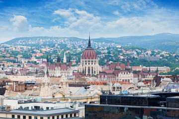 Fototapeta na wymiar Parliament building in Budapest, Hungary. Panorama of the city of Budapest with the Parliament building on the horizon