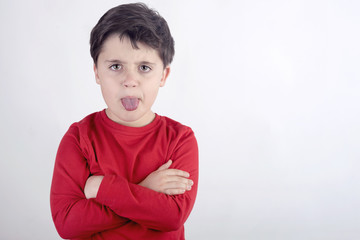 niño maleducado