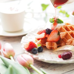 イチゴワッフルパンケーキでティータイム