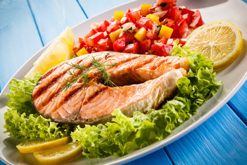 Grilled salmon and vegetables