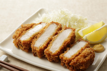 とんかつ　Japanese pork cutlet Tonkatsu