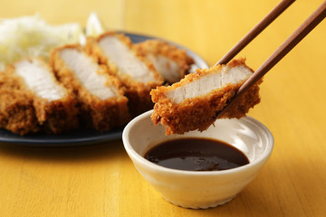 とんかつ　Japanese pork cutlet Tonkatsu
