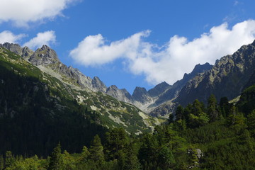 Obraz premium Beautiful mountains in the High Tatras, Slovakia