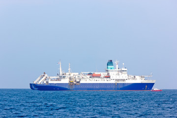 Fototapeta na wymiar Cargo boat