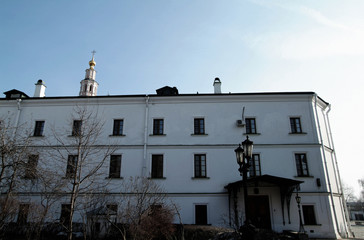 a walk through Moscow to the monastery