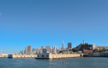 Obraz premium San Francisco Piers and Cityscape