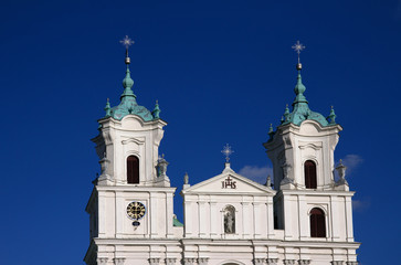 Obraz premium Dome and towers of the Old Catholic church in the Baroque style in Grodno, Belarus.