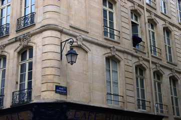 Façade d'un immeuble parisien