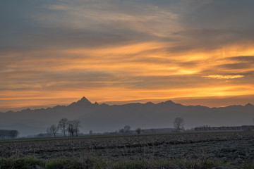 Monviso al tramonto