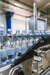 Water factory - Water bottling line for processing and bottling pure mineral carbonated water into bottles. 
