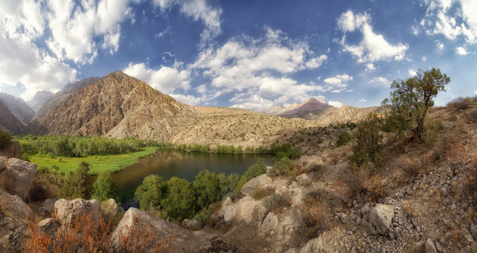 Snake lake