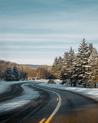 Fototapeta na wymiar Winding winter road