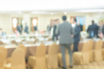 Fototapeta premium Niewyraźne tło konferencji biznesowej i prezentacji. publiczność w sali konferencyjnej