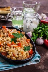 Pasta with vegetables and meat