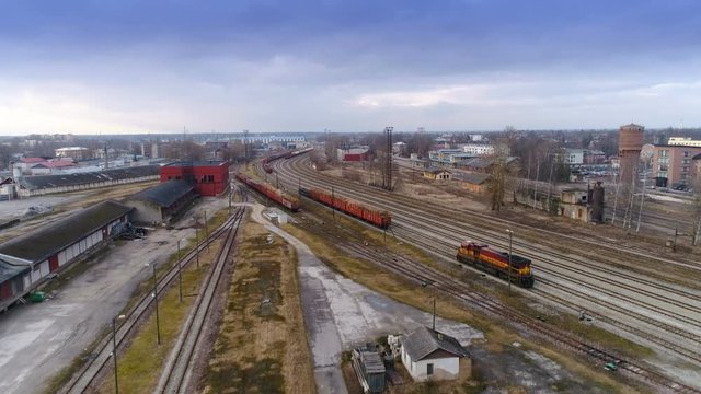 13101_The_old_train_station_in_Tartu_Estonia.mov