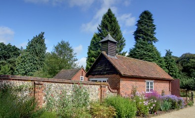 Fototapeta na wymiar maison de campagne (cottage) dans le kent en Angleterre