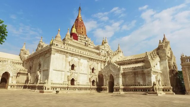 Bagan, Myanmar-15 December, 2015. Burmese construction workers works on the roof during the restoration works at Ananda Phaya Temple on 15 December, 2015 in Old Bagan.