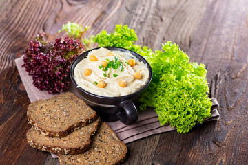 Hummus - Falafel - Produkte aus Kichererbsen