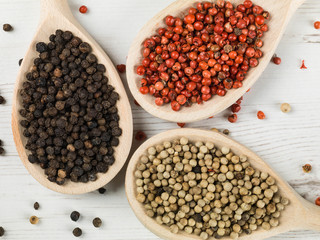 Whole Red White and Black Pepper Corns