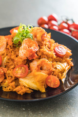 fried rice with korea spicy sauce and shrimps