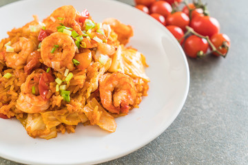 fried rice with korea spicy sauce and shrimps