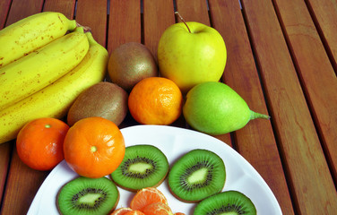 frutta fresca pronta da mangiare