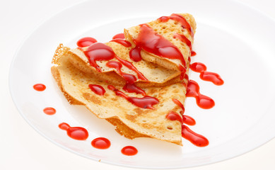 Serving pancakes on the plate.