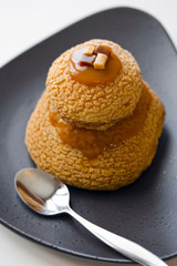 religieuse caramel