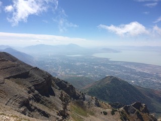Obraz premium Hiking on Mount Timpanogos