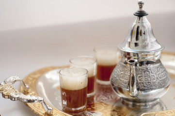 Fototapeta na wymiar arabic traditional tea
