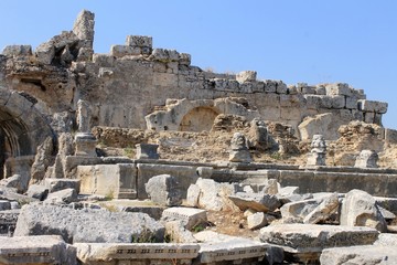 Fototapeta premium Ruins of the ancient city Perge Turkey
