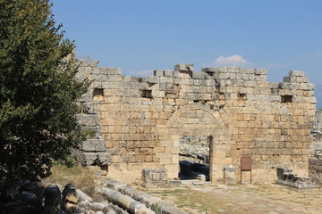 Fototapeta na wymiar Ruins of the ancient city Perge Turkey